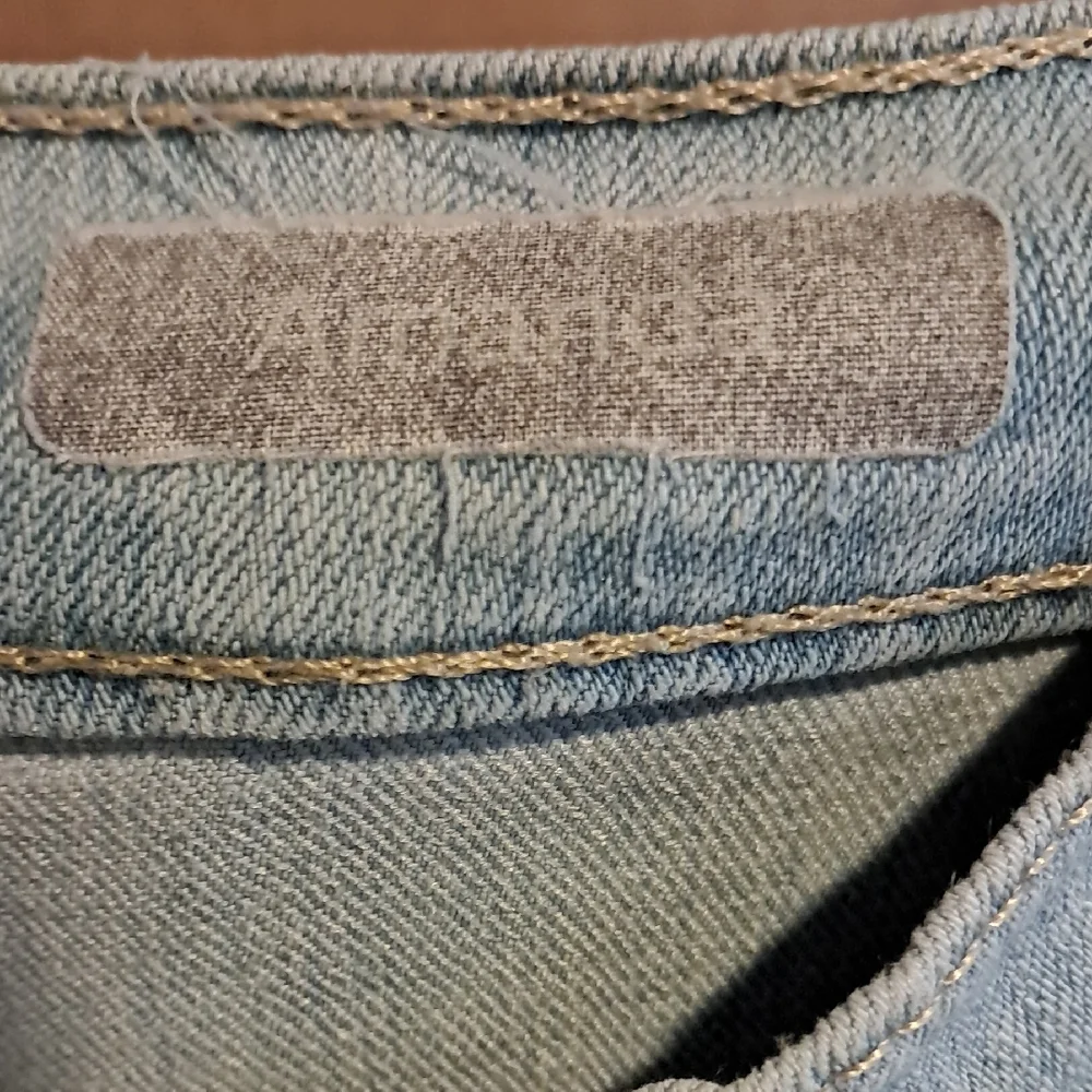 Gloria Vanderbilt Women's High Rise Light Blue Jeans